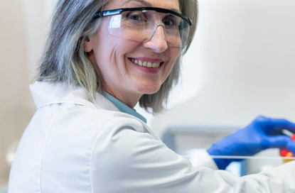 Wzmacniając integrację przemysłu, środowiska akademickiego i badań, Shanghai Dengsheng Instrument wspólnie zbudował nową bazę badawczo-rozwojową z wieloma czołowymi instytucjami.