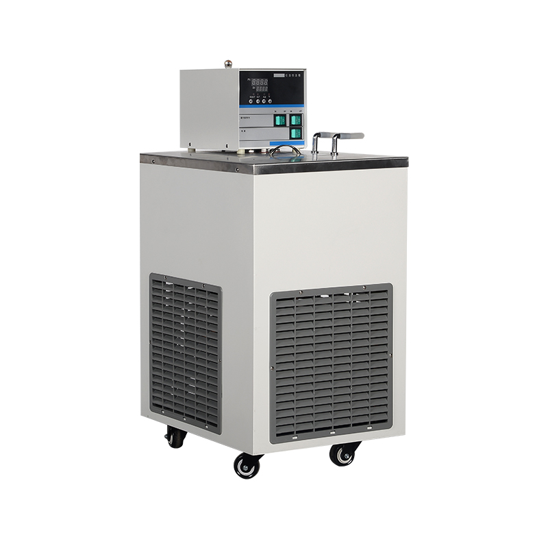 Kąpiel obiegowa o niskiej temperaturze i stałej temperaturze